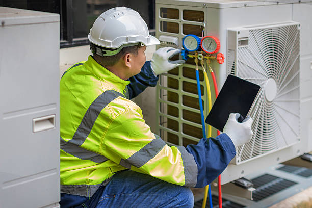 Professional Hvac technician working in Garrett, TX